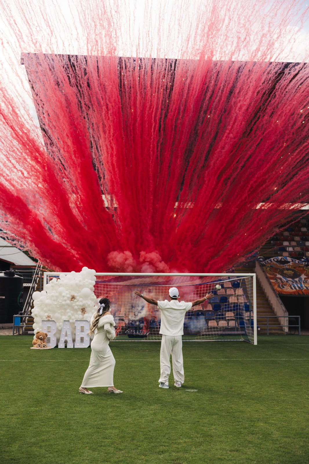 Gender reveal ballītes