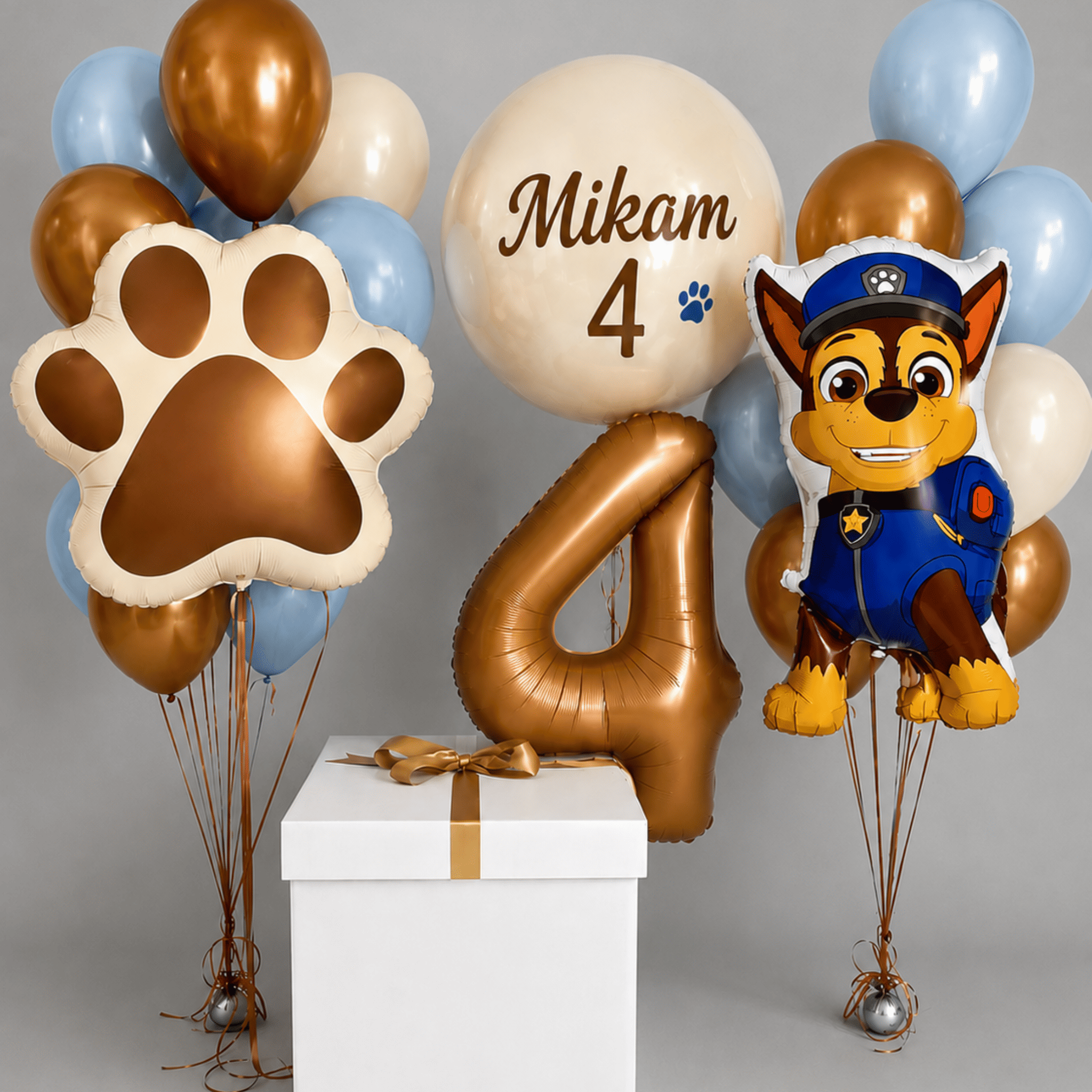 Ķepu Patruļas hēlija balonu kompozīcija ar personalizētu Bubble balonu un ciparu